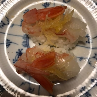 そうめんカボチャのゴマ油和えのせ生海老寿司